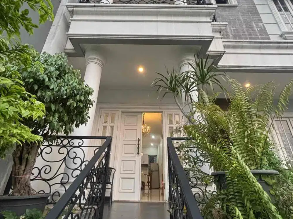 rumah bagus di bintaro jaya sektor 3 Tangsel