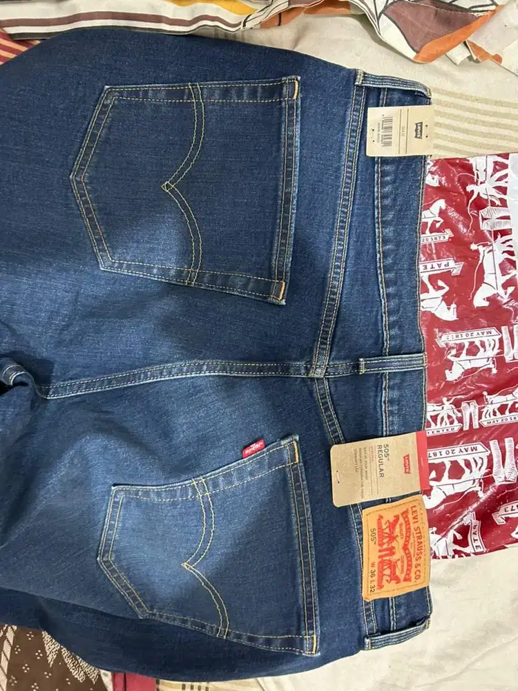 Levis 505 size 36 masih gress