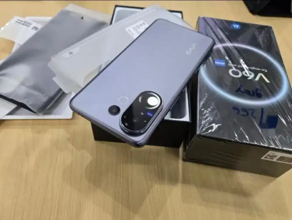 VIVO V60 256 GB