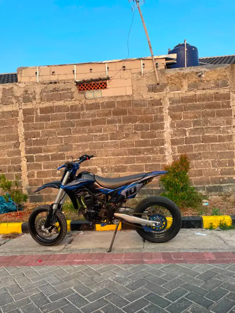 Kawasaki Dtracker 2018