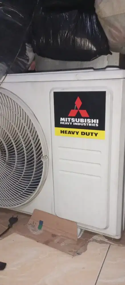 Di jual AC Mitsubishi 2pk copotan mulus