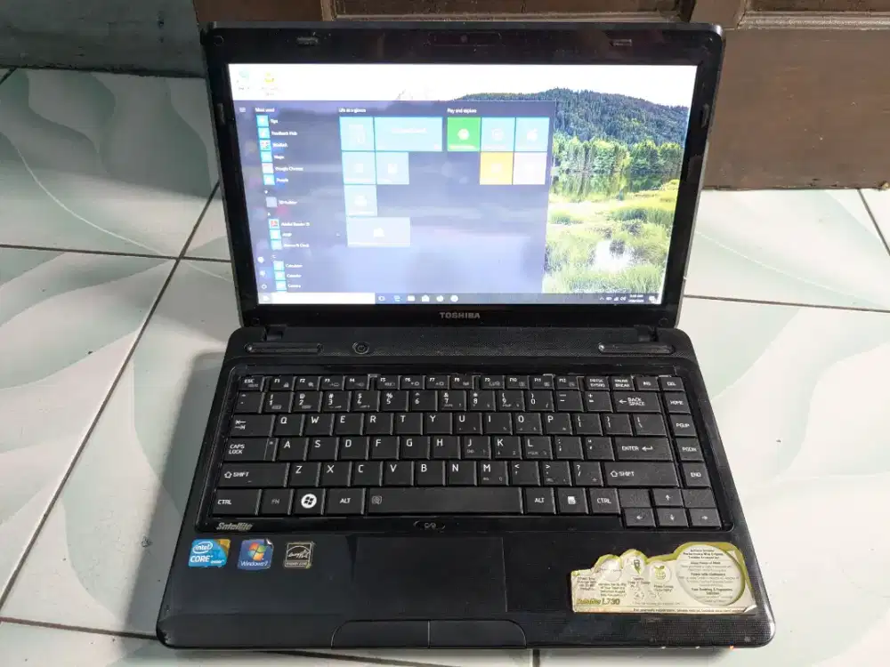 Laptop Toshiba Satelite L730 Core I3 Ram 4 Normalan