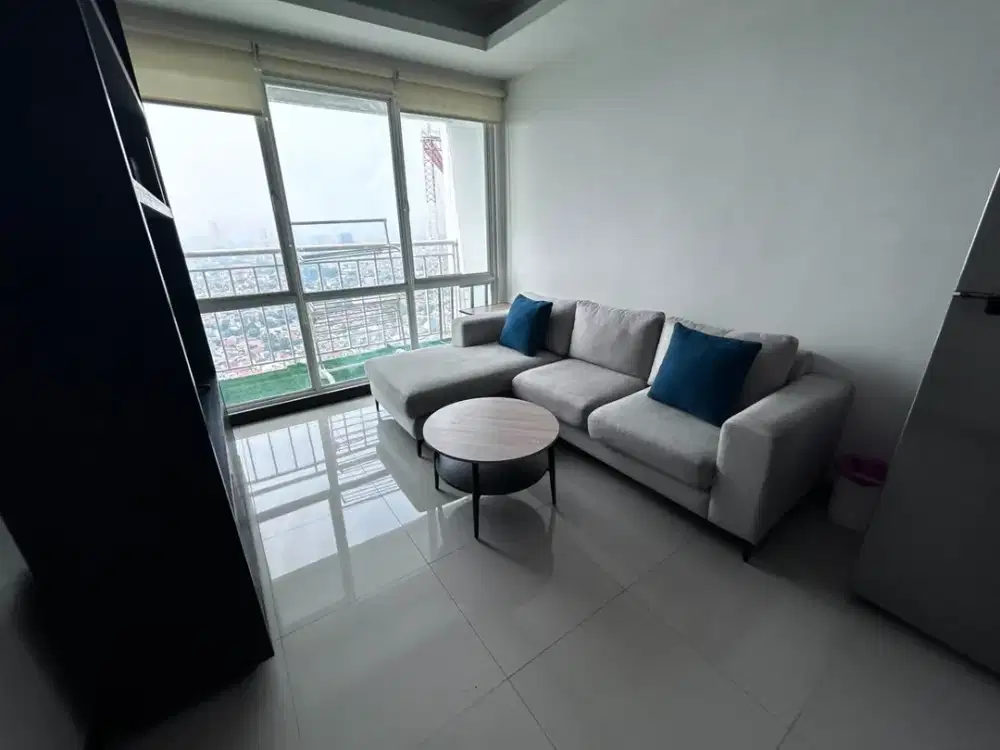 Dijual Termurah Apartment Akr Gallery West Residence, Luas 84.7M2, Full Furnished, Type 2Br, Harga : 2M Nego