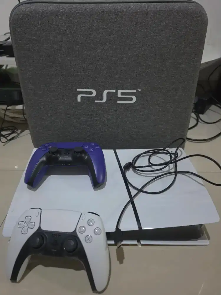 PS5 Slim Digital