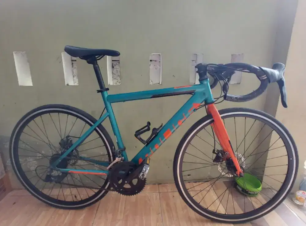 Sepea Roadbike POLiCe Toronto st