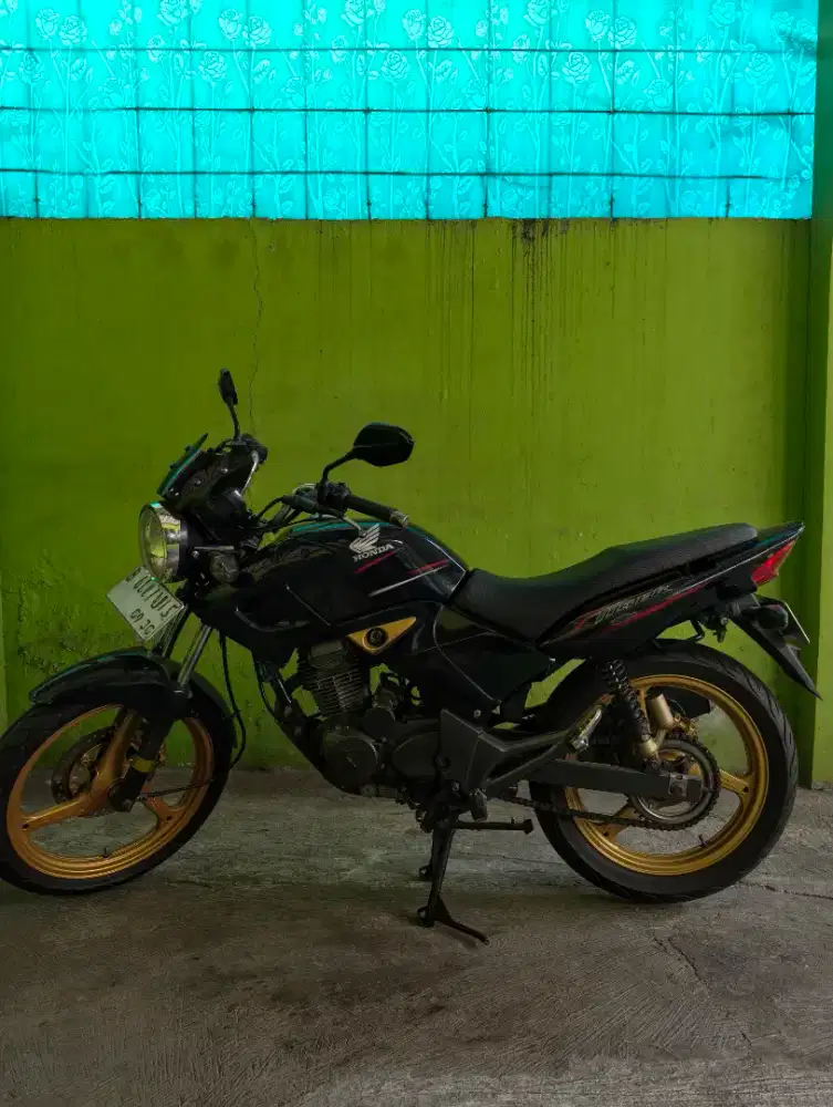 Honda Tiger Revo 2008 Hitam - Kondisi Terawat, Pajak Panjang!
