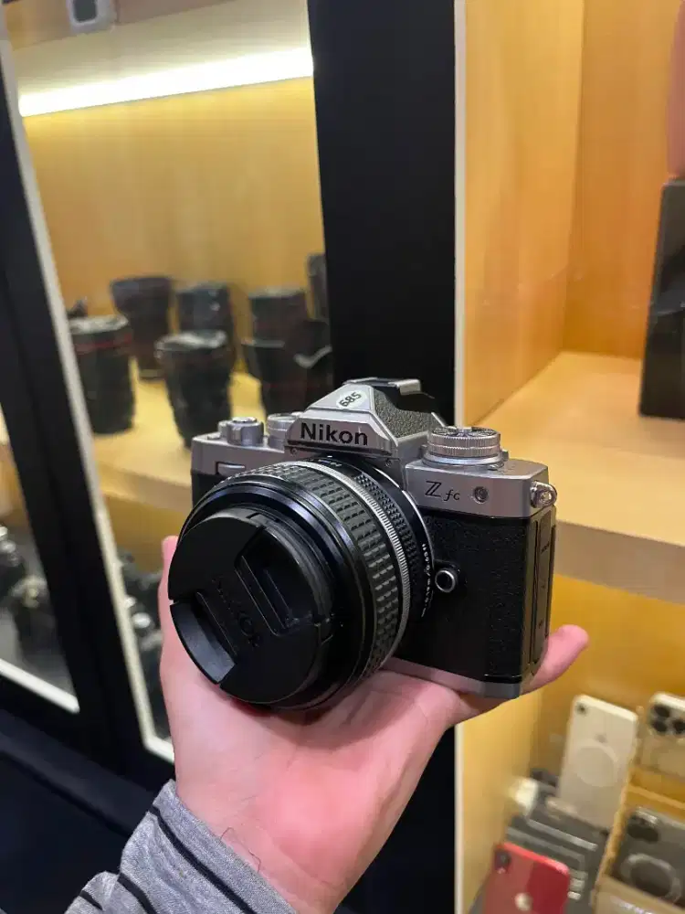 Nikon Zfc Lens 28mm F2.8 Fullset Mulus