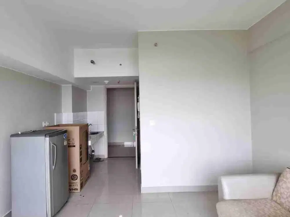 dijual studio murah di Apartemen The Springlake Summarecon Bekasi