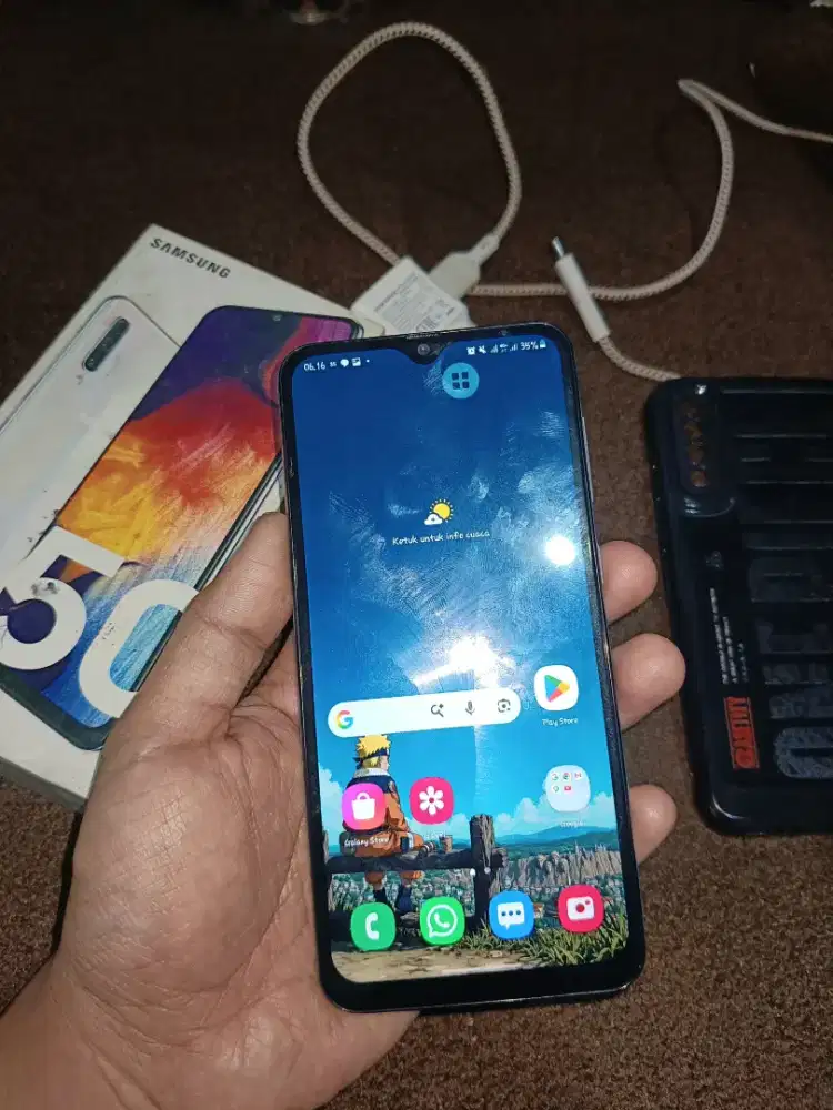 Samsung a50 6/128 komplit