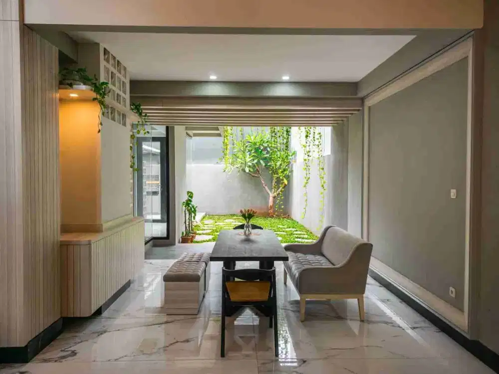 Dijual Rumah Baru Full Furnished Kualitas Premium Open concept: LIVING-DINING-KITCHEN di Kav. DPRD DKI, Cibubur