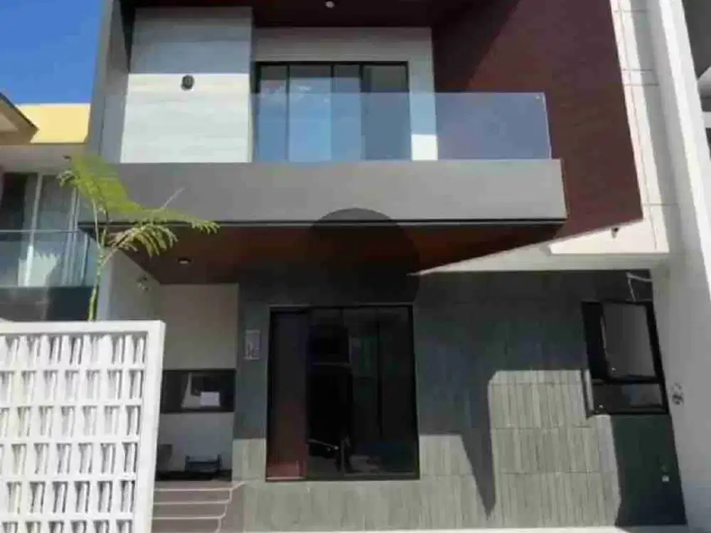 RUMAH BARU MODERN MINIMALIS, KAWASAN ELITE,ALAM HIJAU CITRALAND SBY BARAT