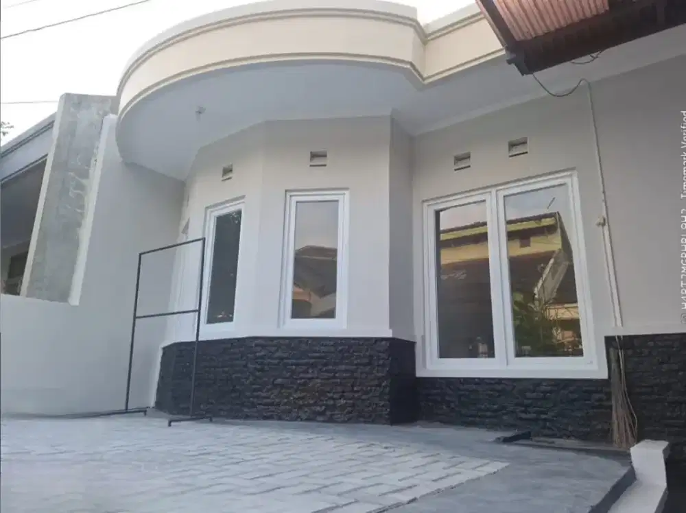 Disewakan rumah sudah full furnished Dan Aman