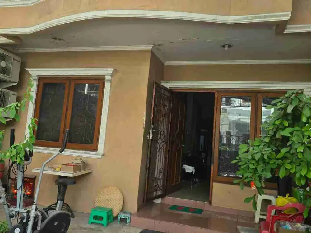 dijual rumah di agung perkasa bagus hadap timur