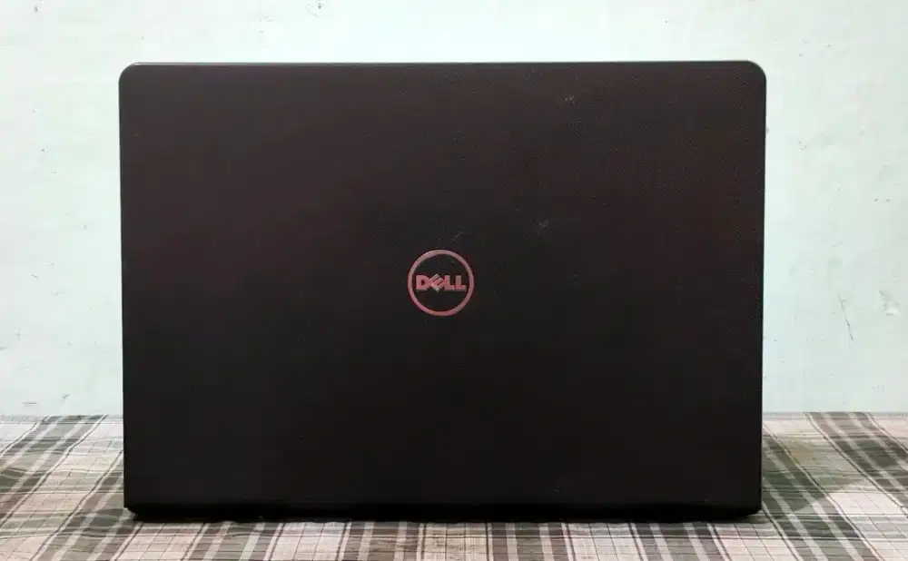 Dell Vostro 14 slim core i3gen7 ram8 ssd128 batre awet 3jam siap pakai