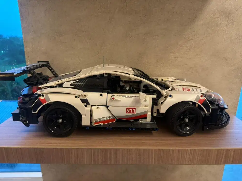 LEGO Technic 42096 Porsche 911 RSR