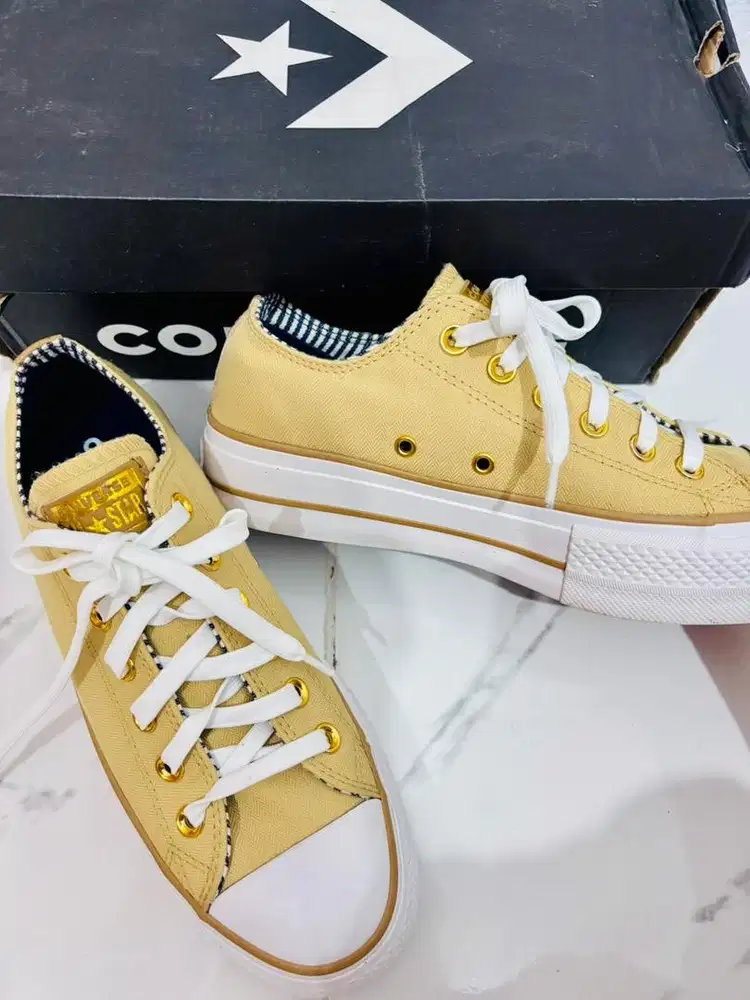 Preloved Converse Ori 100%
