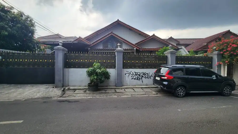 Rumah Mewah Luas Batu Ampar Condet