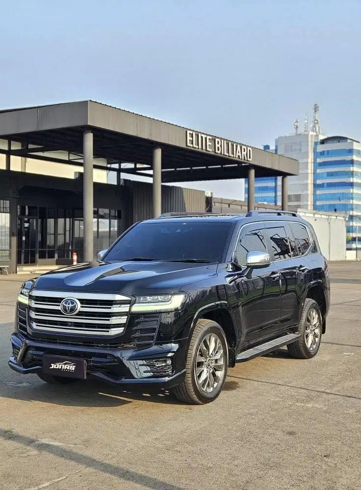 Blank Land Cruiser VXR 2023