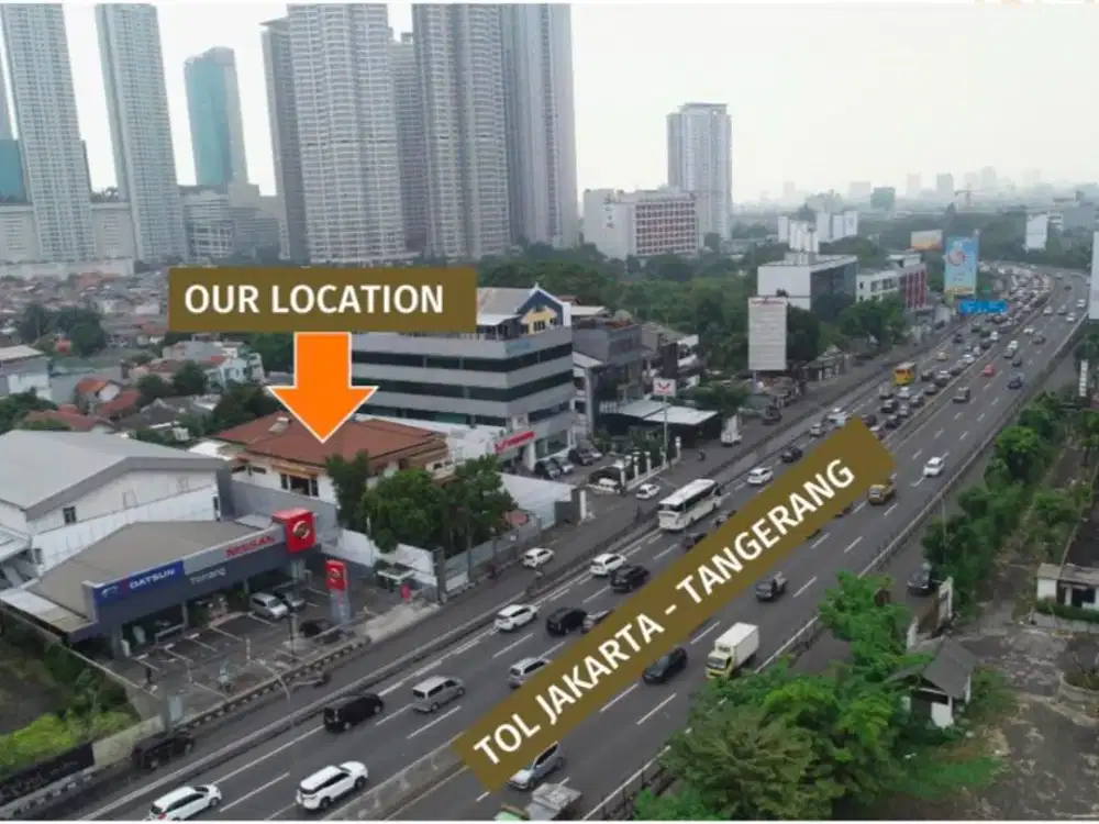Rumah Komersil Tanjung Duren Jakarta di Apit Showroom Mobil Brand Ternama