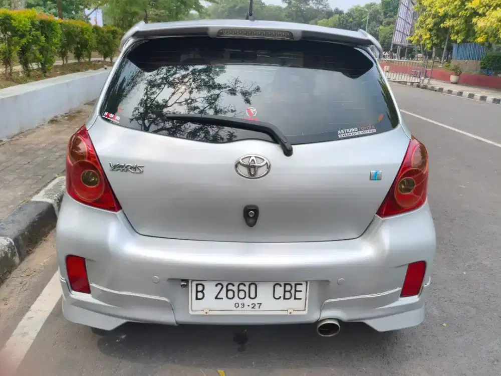 Dijual toyota yaris yipe E 1.5 manual 2012
