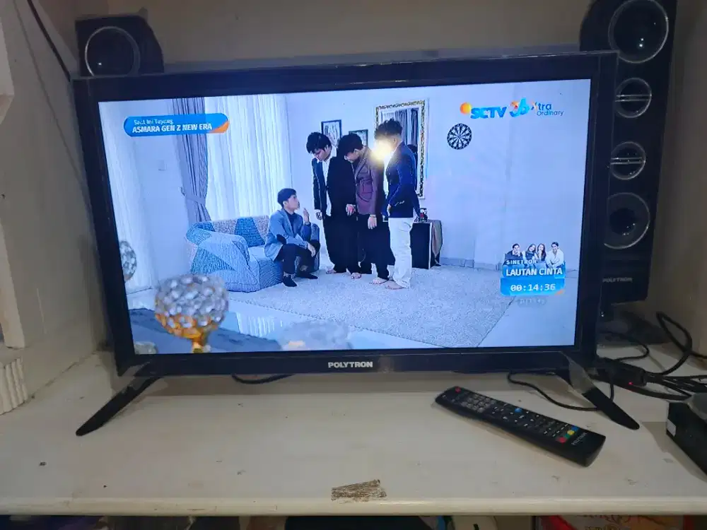 LED TV POLYTRON 24 inch Sound Bar