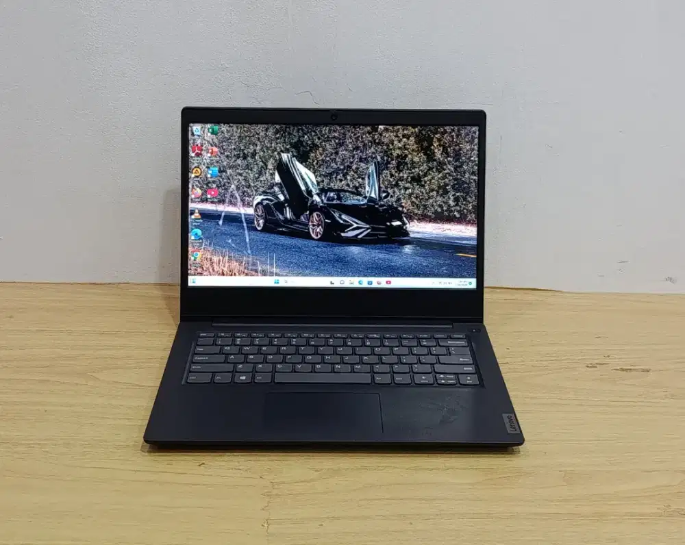 LENOVO ideapad slim 3 81WO AMD 3020e ram 4GB SSD 256GB