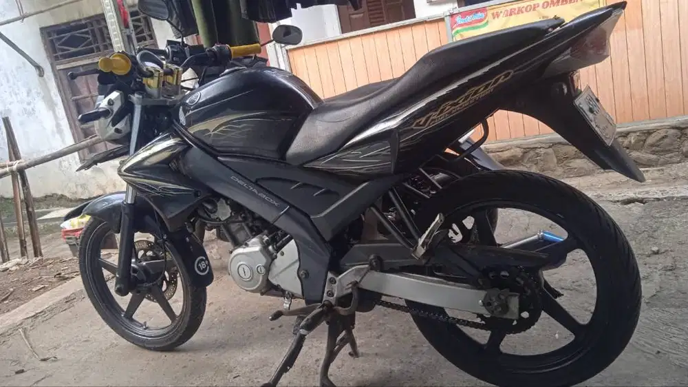 Vixion murah komplit
