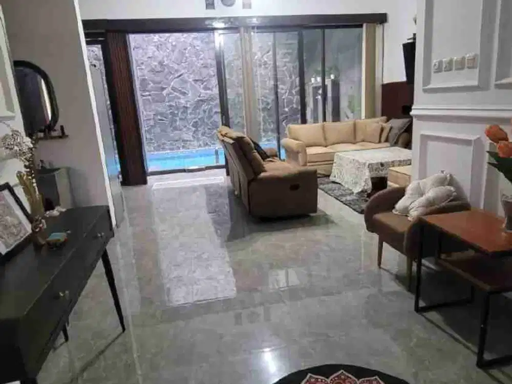 Jual rumah cantik.full furnish.ada kolam renang.