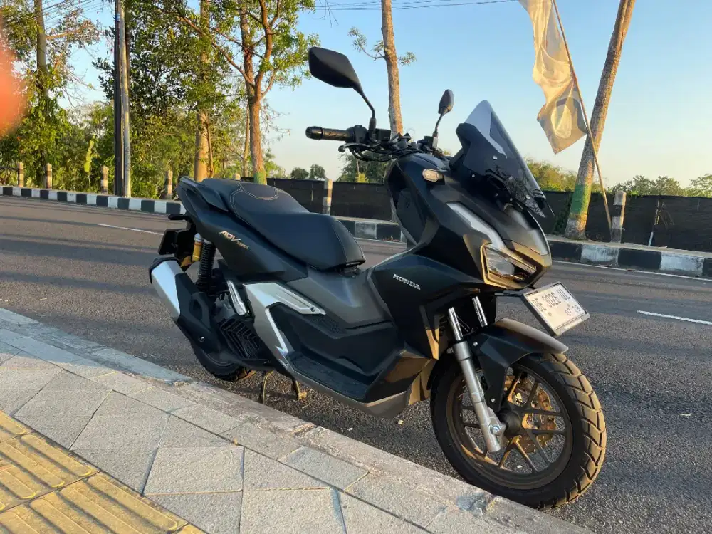 Honda adv 160 ABS pemakaian pribadi atas nama saya.