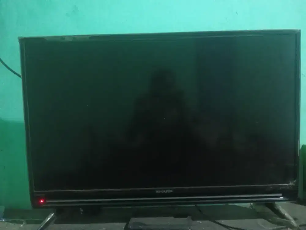 Tv smart merk Sharp Aquos 32 inch