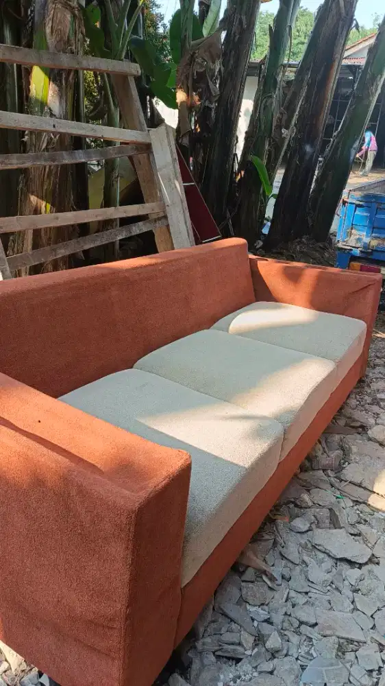 2 sofa murah masih empuk