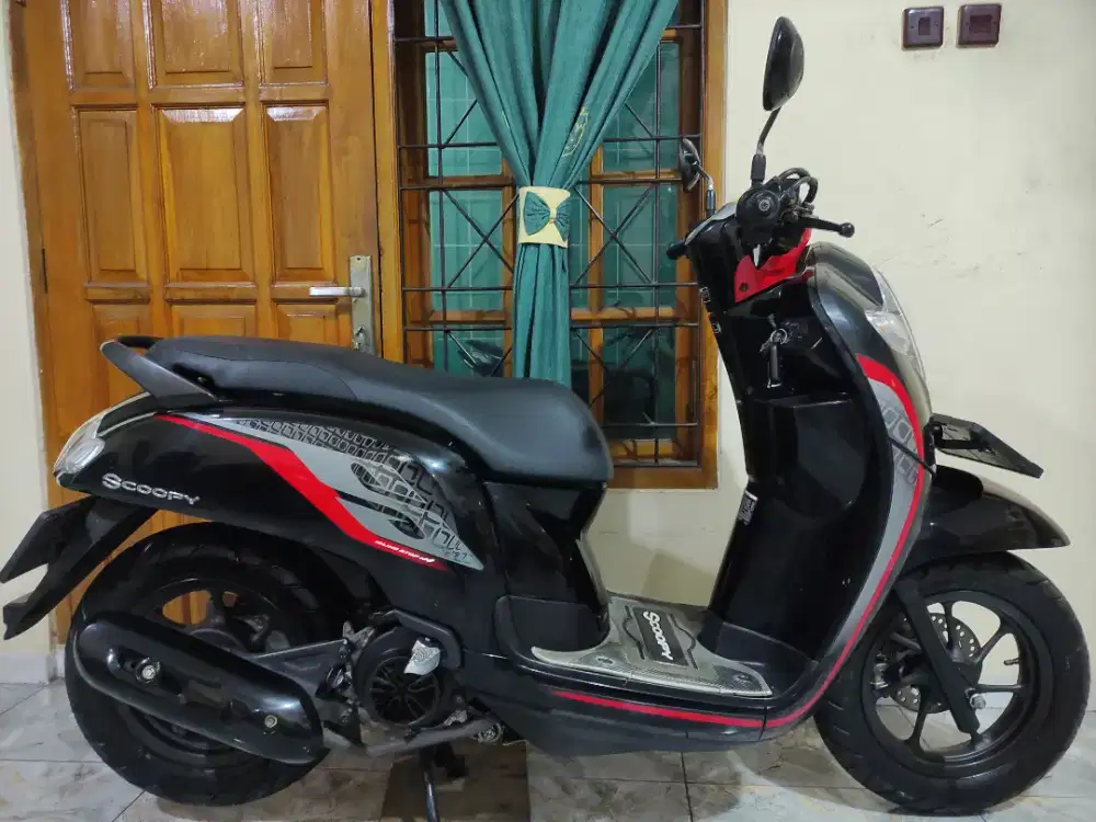 SIMPANAN KM 1RB PERAK SCOOPY DONAT CBS ISS ESP ANTIK PERSIS BARU