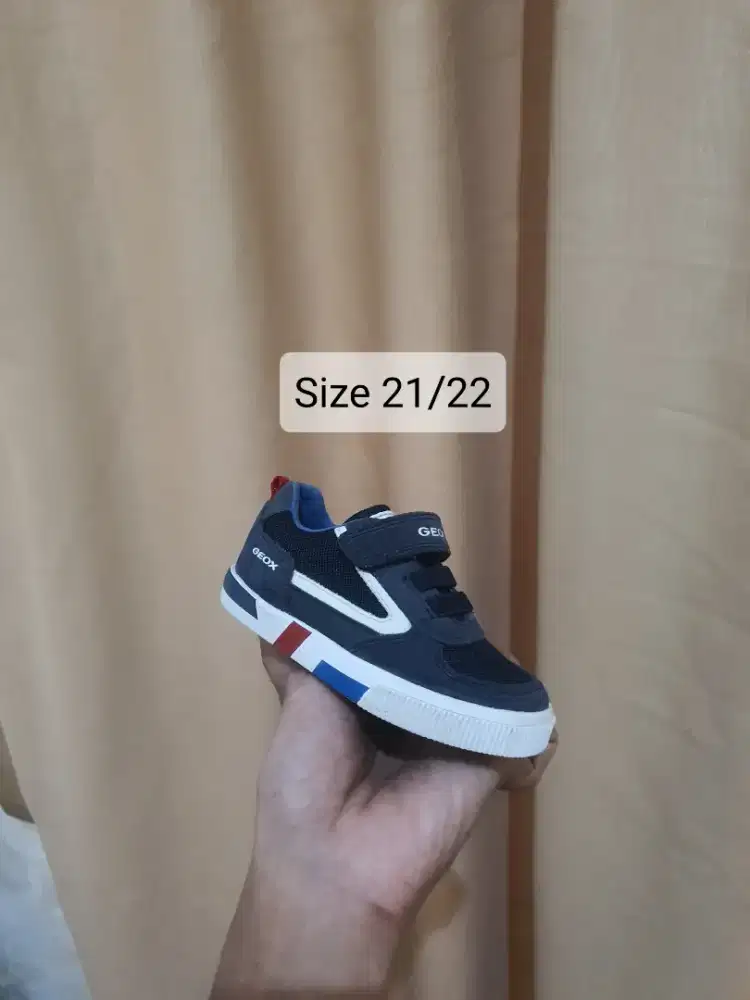 Sepatu geox anak export