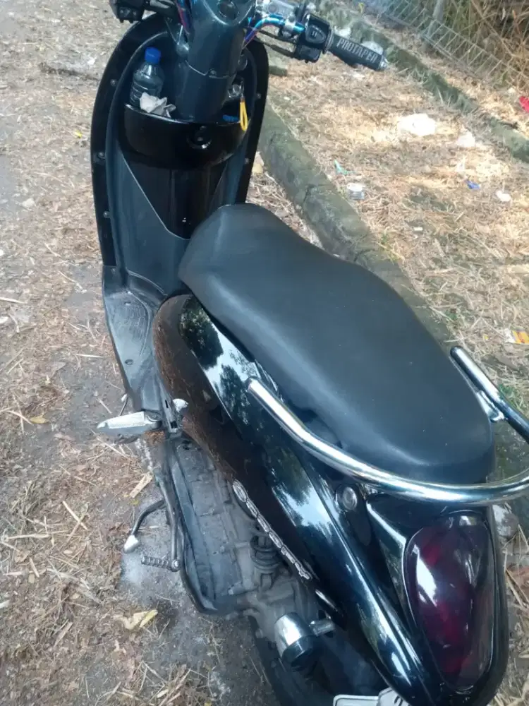 Scoopy 2013 karbu