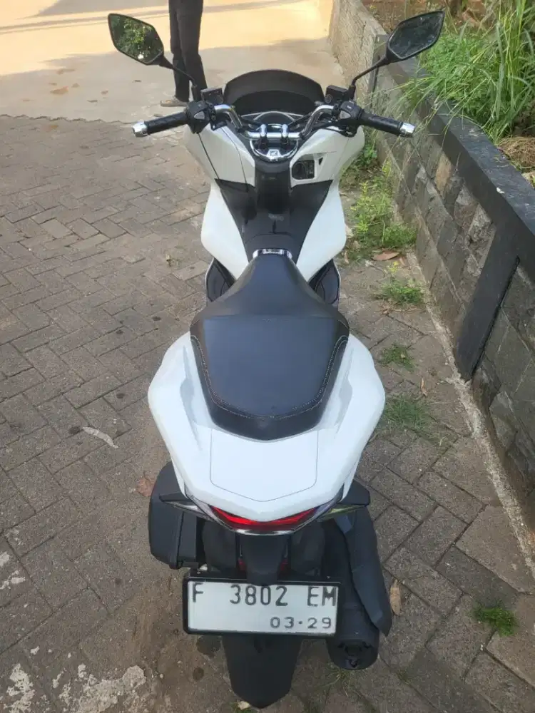 Honda PCX 150 ABS Tahun 2019 Km Low 21.000, body mulus ss lengkap