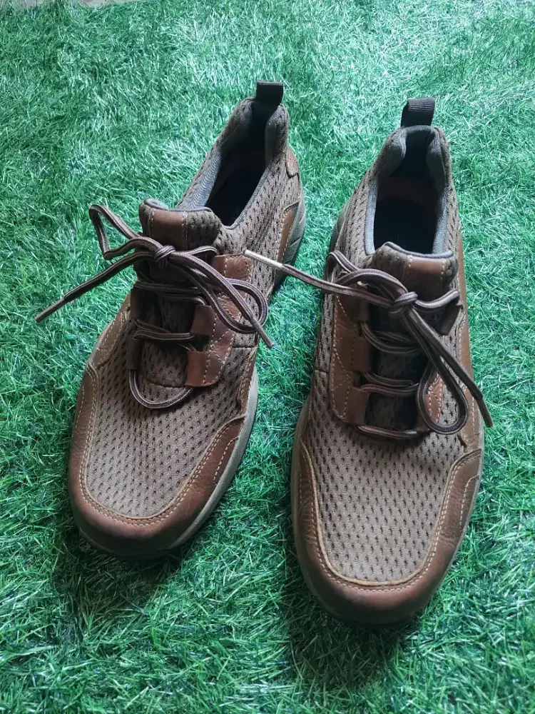 Sepatu rockport xcs size 42 ( 26.5 cm ) fit di kaki ukuran 41