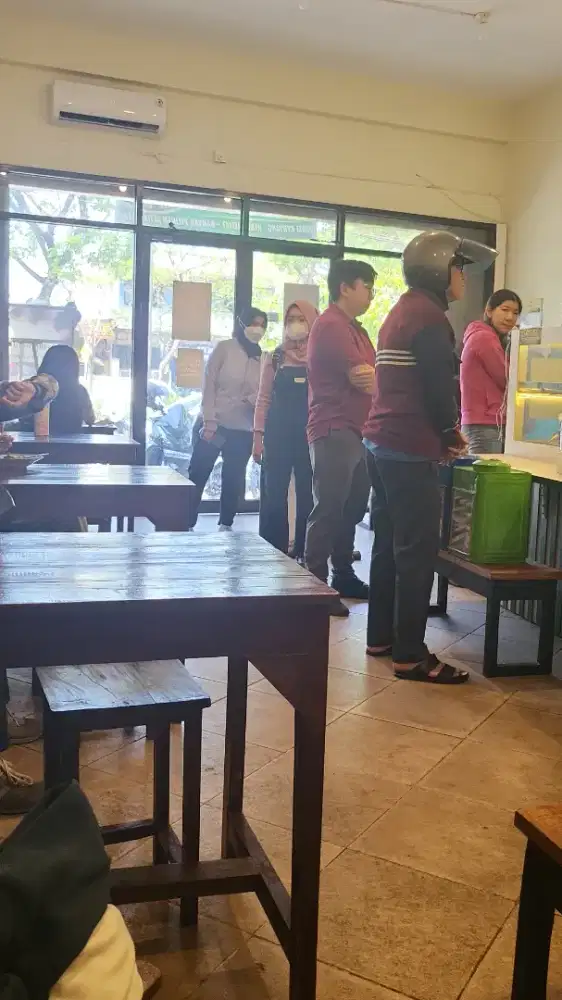 Dicari pegawai wanita serabutan depot