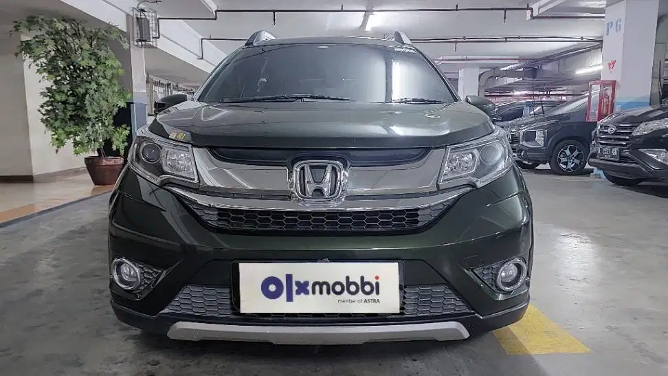 TDP 7, JT Honda BR-V 1.5 E Bensin-AT Hijau 2018