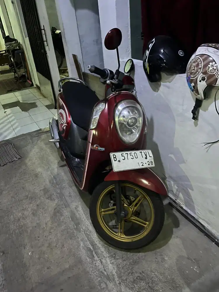 Honda Scoopy 2013