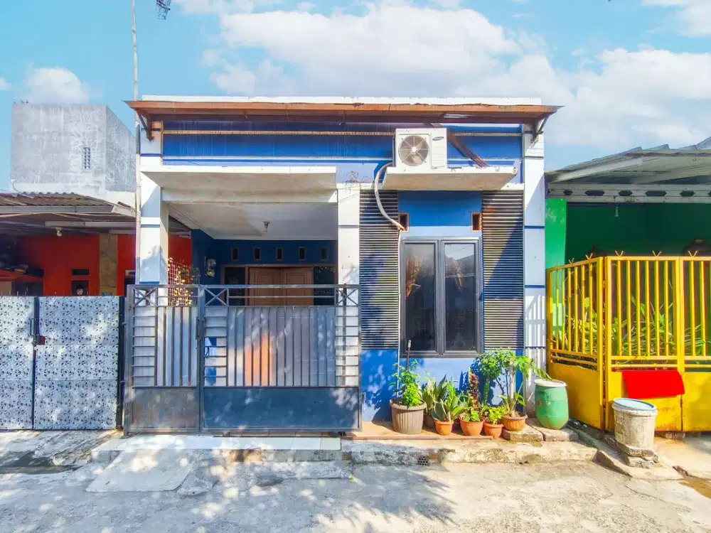 Rumah Hadap Timur 15 Menit ke RSU Hermina Serpong Siap KPR J-51596