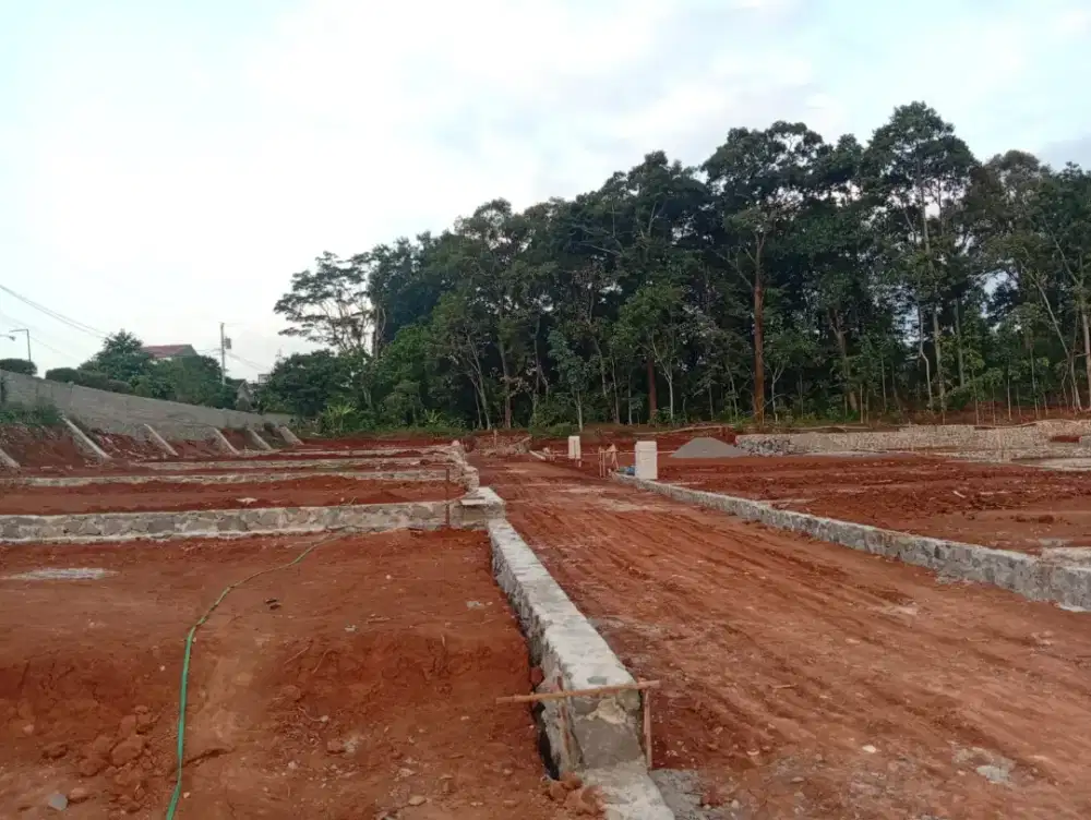 Tanah berpondasi dikampus Unnes sangat strategis Siap bangun SHM