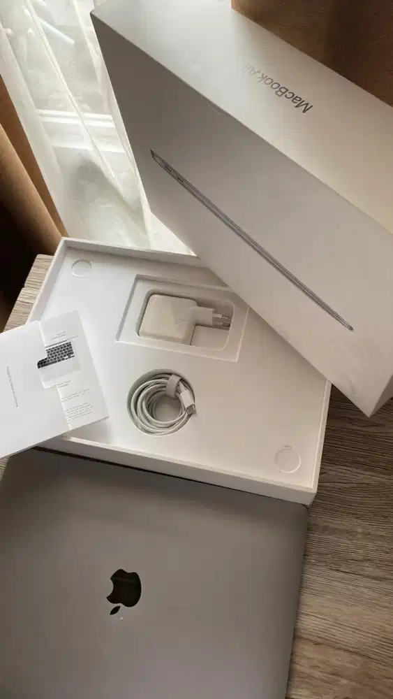 Macbook air 2019 fullset