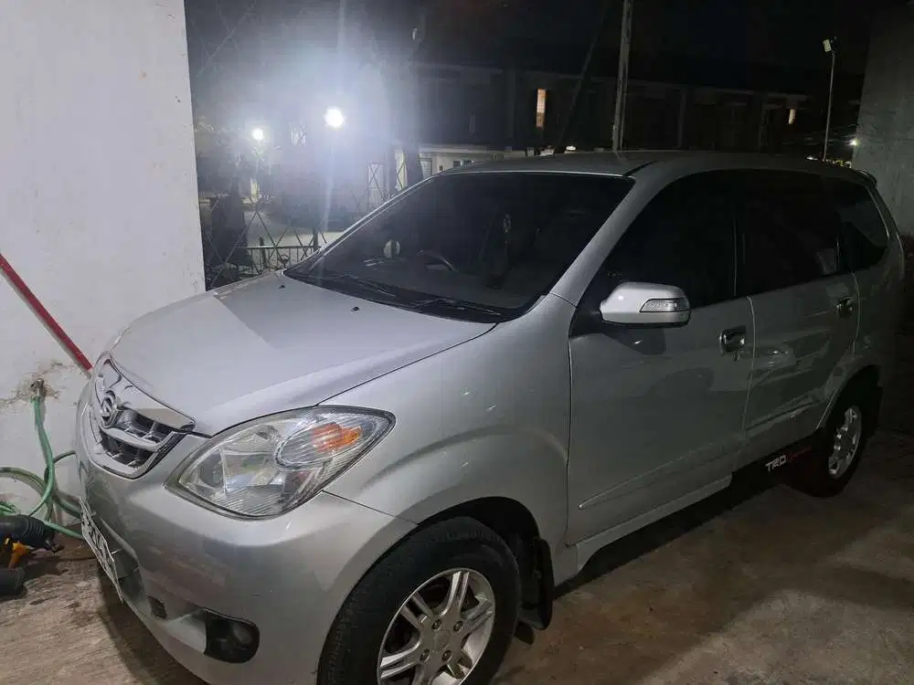 Xenia xi 1.3 2011 km low 54rb