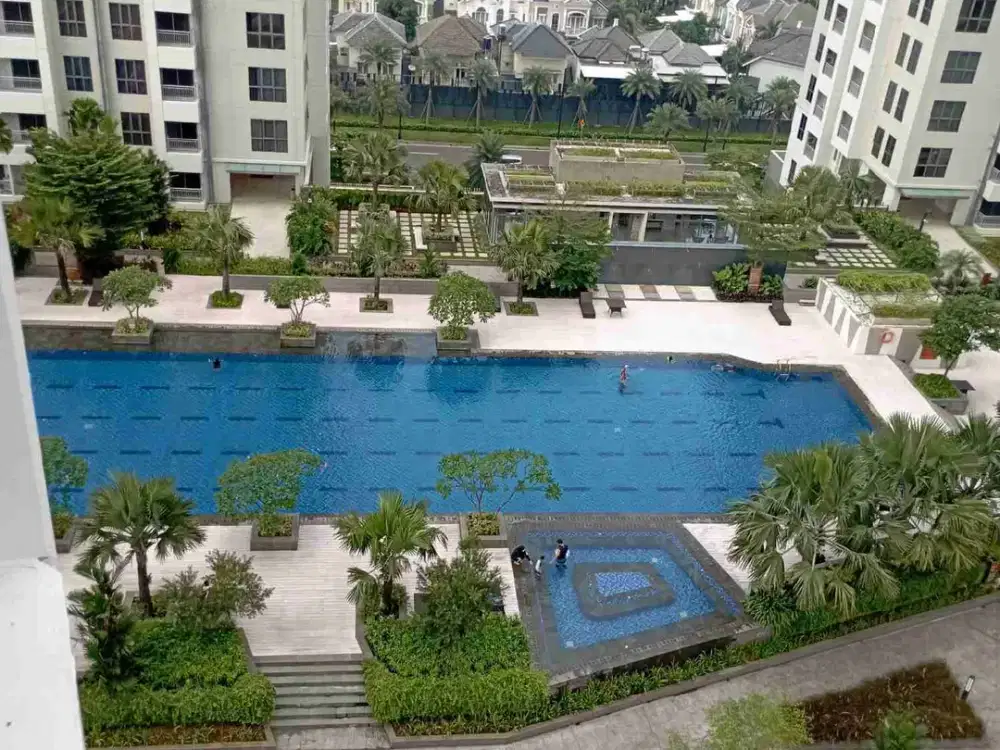 M Town Signature Gading Serpong, Furnished, View Swimming Pool