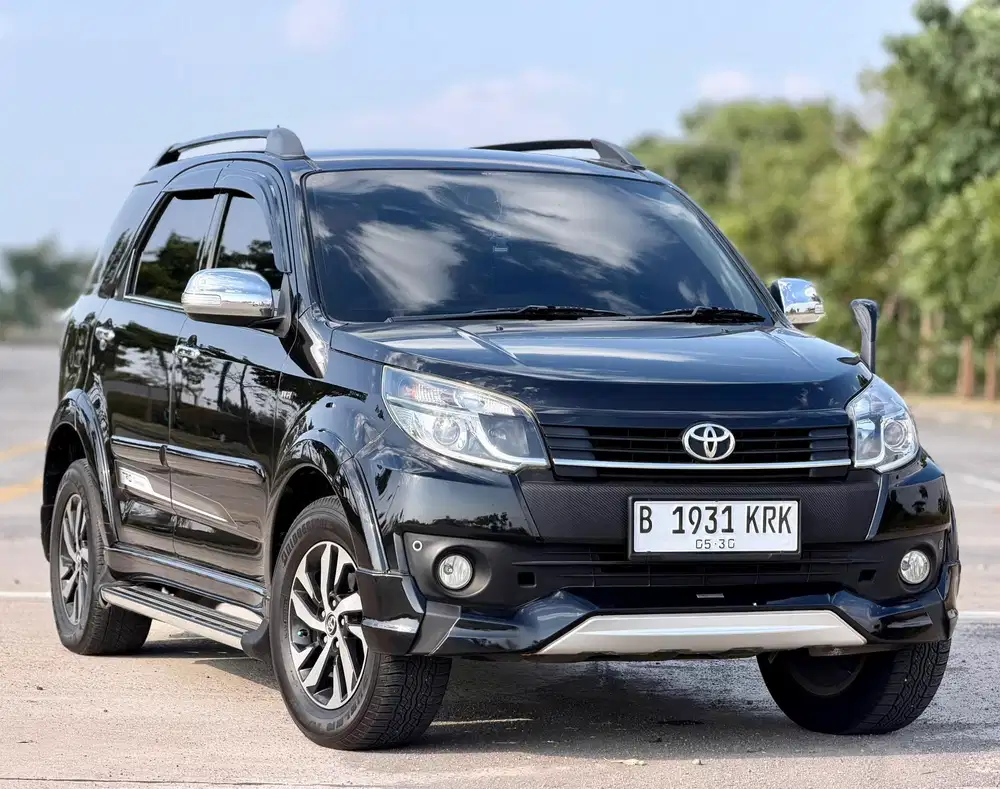 DP 15 jt! Km 90rb! Toyota Rush TRD Matic 2015 Antik Spt Baru!!
