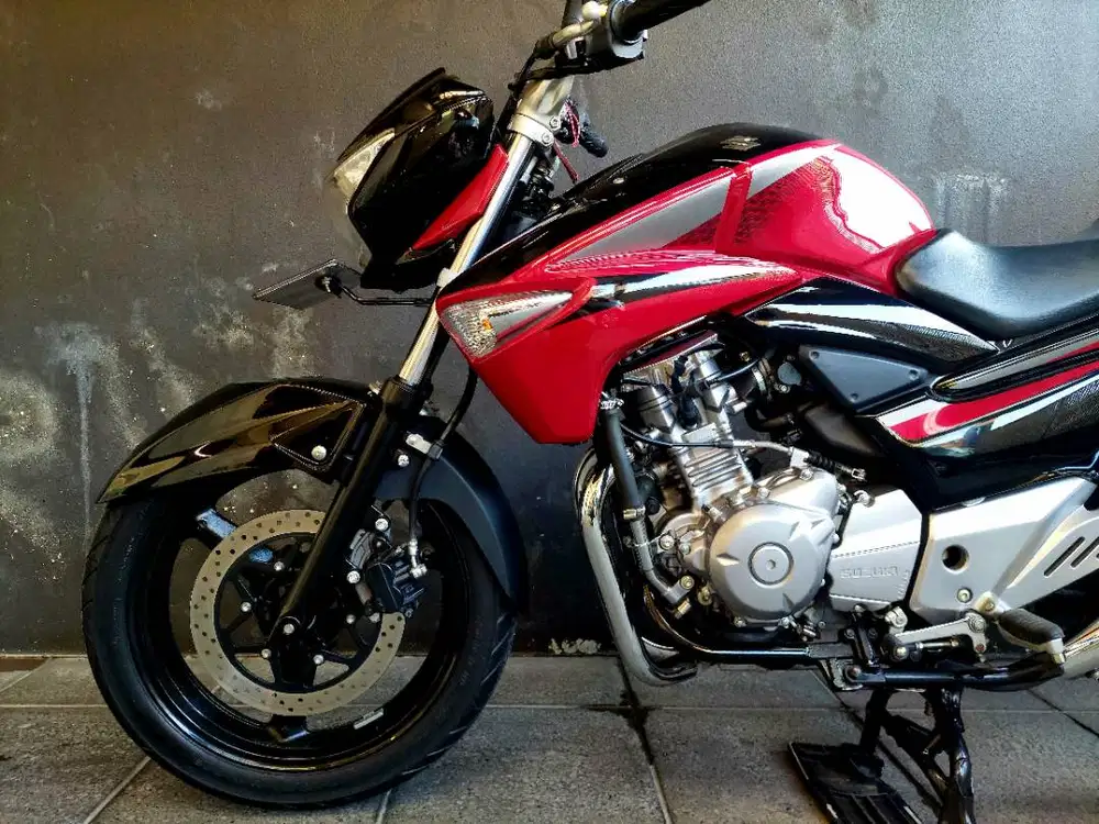 Suzuki Inazuma 250cc Suzuki GW 250