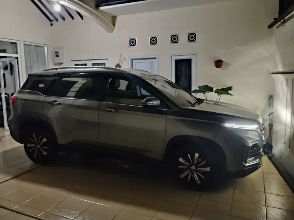 Wuling Almaz 1,5 Exclusive 7 Seater

AT 2020 bensin