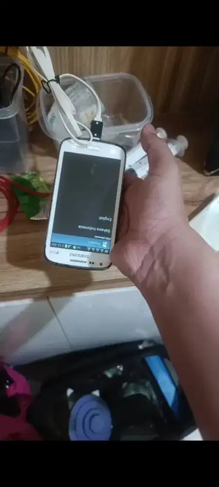 Samsung Smartphone Lama – Masih Menyala dan Berfungsi