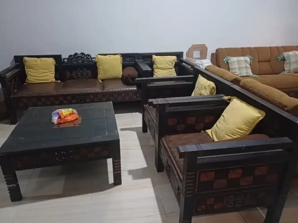 Jual Beli Kursi