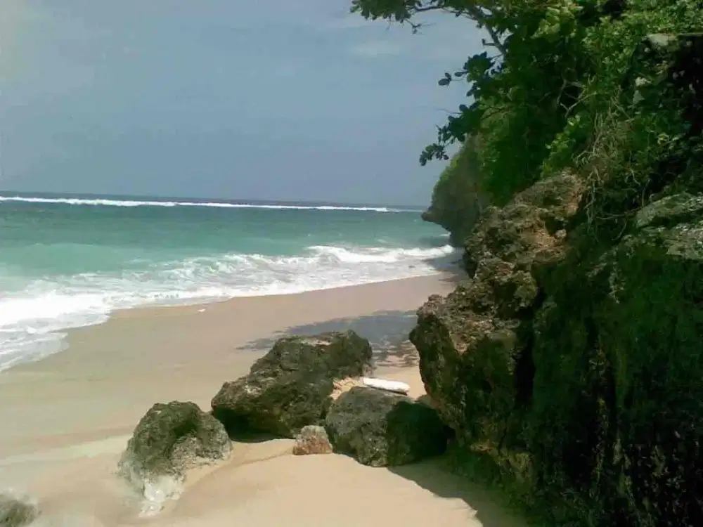 CLIFFFRONT LAND, UNGASAN BEACH, BALI
